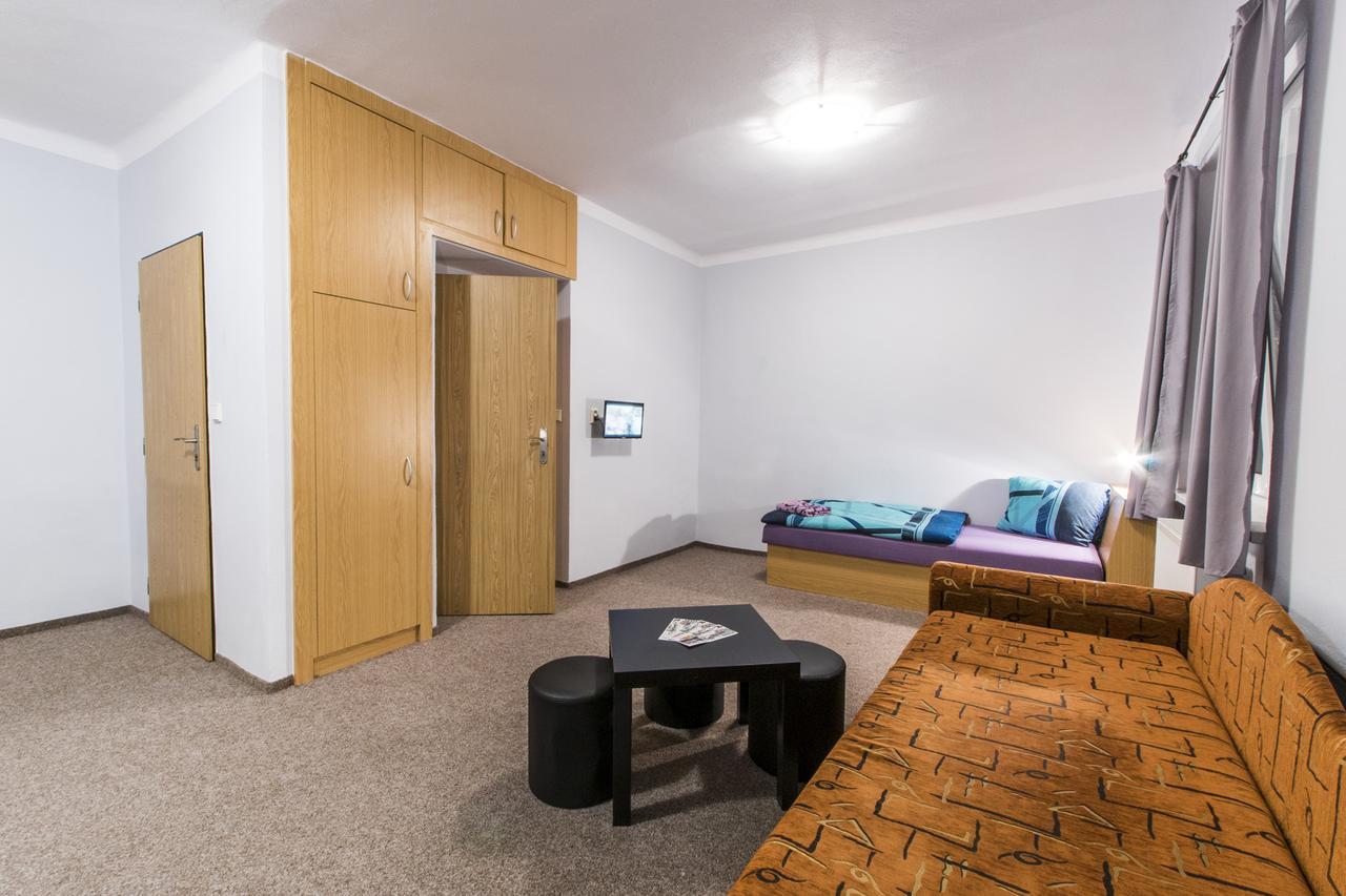 Garni Hotel Tachov Tachov  Bagian luar foto